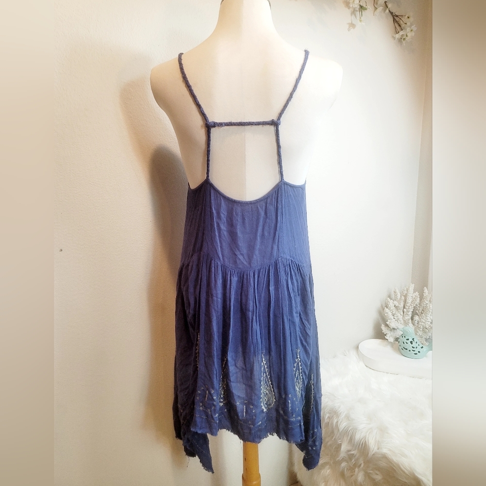 FREE PEOPLE MEADOW MEDALLION SLIP HANDKERCHIEF BLUE & SILVER EMBROIDERY BOHEMIAN - Picture 8 of 14